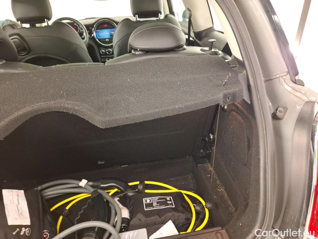  Mini  Mini   / 2021 / 3P / Berline Cooper SE Edition Camden 184 ch BVA #17