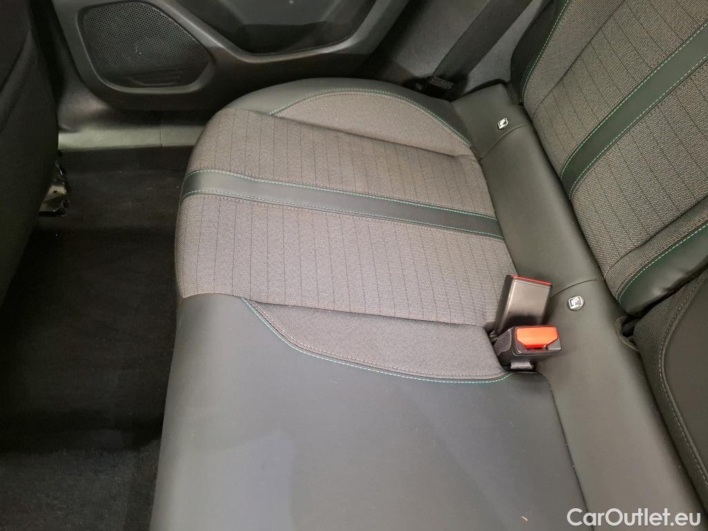  Peugeot  2008  Allure Pack 1.2 PureTech 100CV BVM6 E6d #30