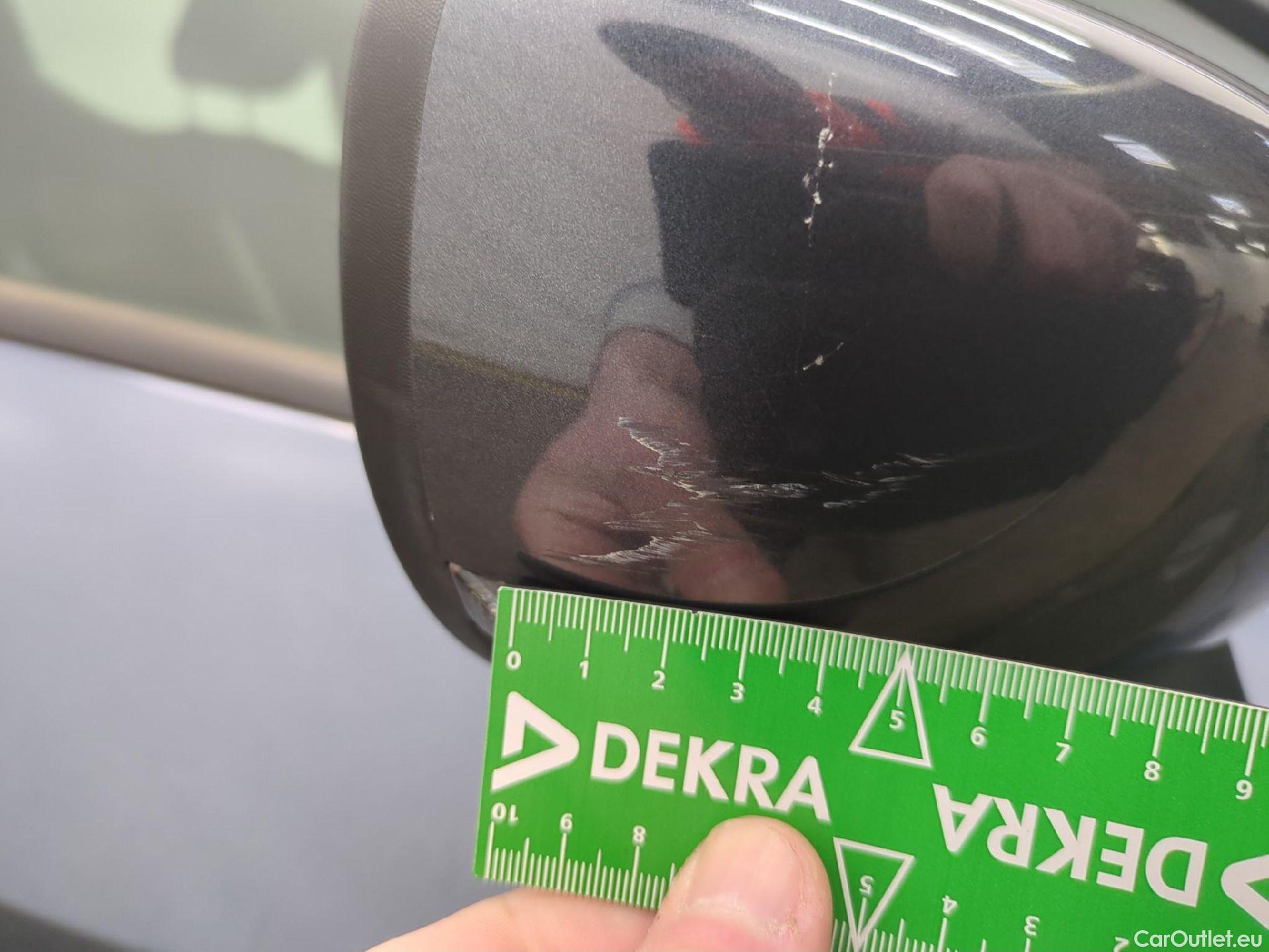  Nissan  Micra NISSAN  5p Berline IG-T 90 N-Connecta #69