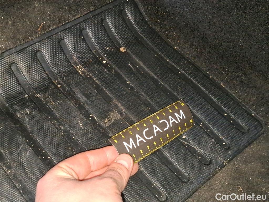  Peugeot  2008  Allure 1.2 PureTech 100CV BVM6 E6d #14