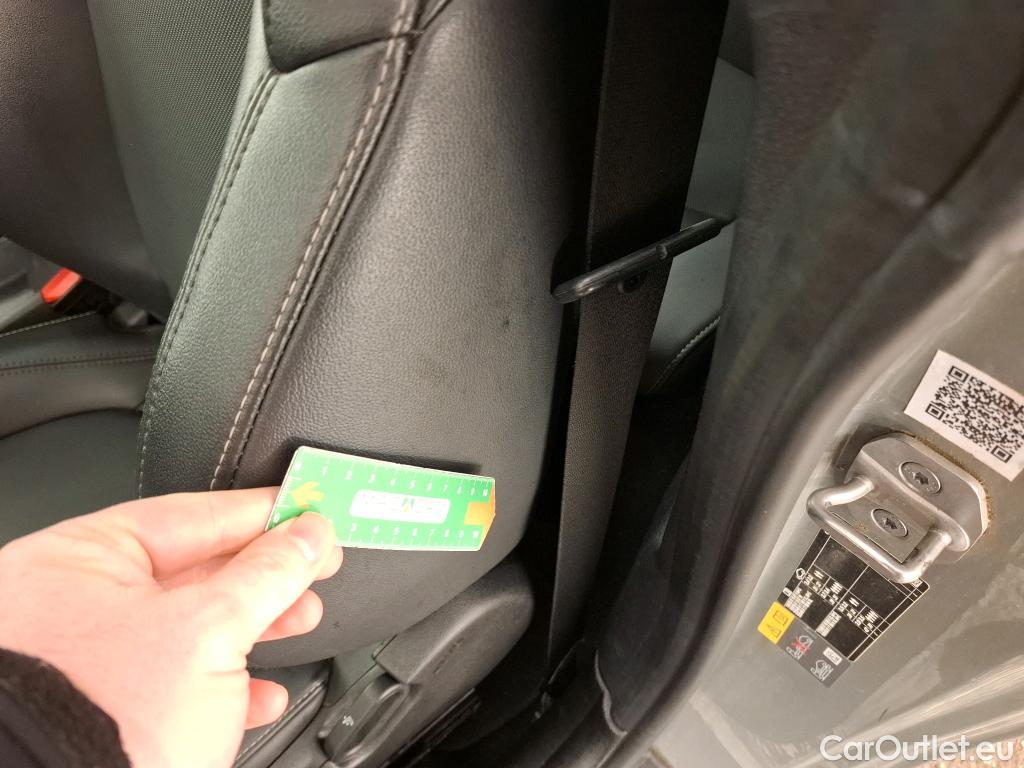  Mini  Mini   / 2021 / 3P / Berline Cooper SE Edition Camden 184 ch BVA #14