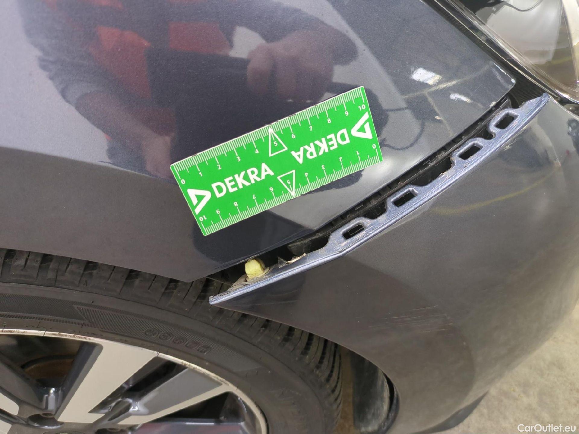  Nissan  Micra NISSAN  5p Berline IG-T 90 N-Connecta #23