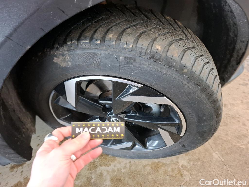  Nissan  Juke NISSAN  / 2019 / 5P / Crossover Hybrid 143 Business+ COMMITMENT DEAL LOT 700 #3