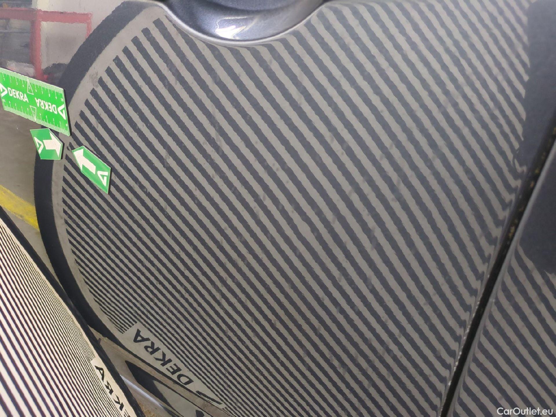  Nissan  Micra NISSAN  5p Berline IG-T 90 N-Connecta #33