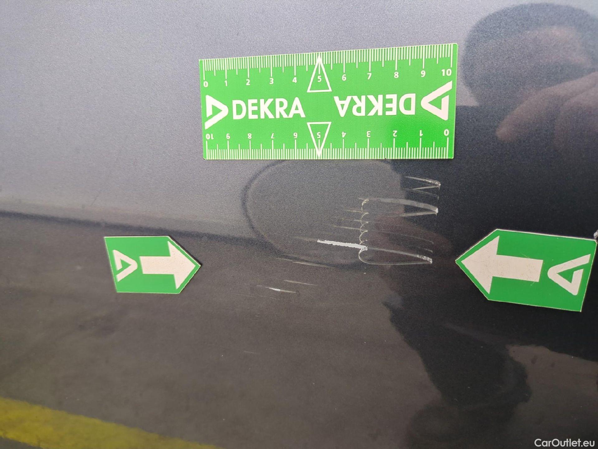  Nissan  Micra NISSAN  5p Berline IG-T 90 N-Connecta #43