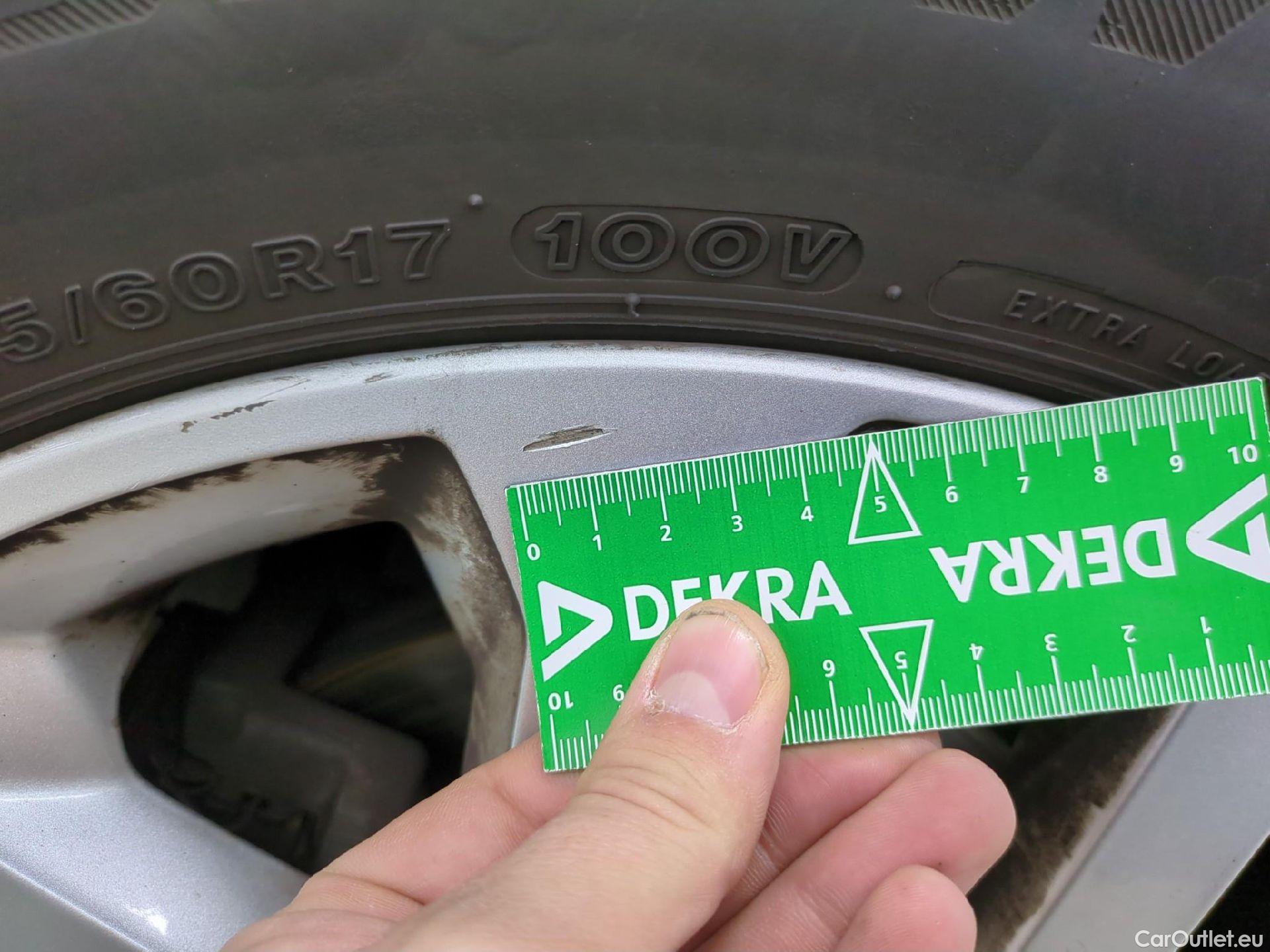  Renault  Kadjar RENAULT  5p Crossover Business Blue dCi 115 #13