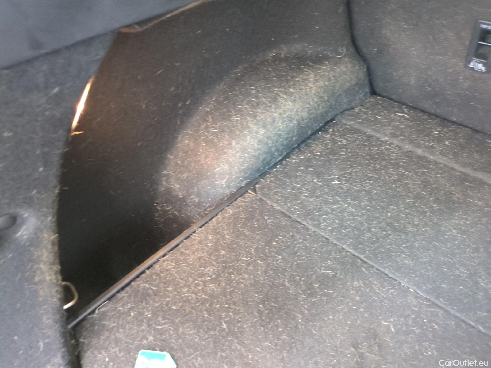  Renault  Kadjar RENAULT  5p Crossover Business Blue dCi 115 #7