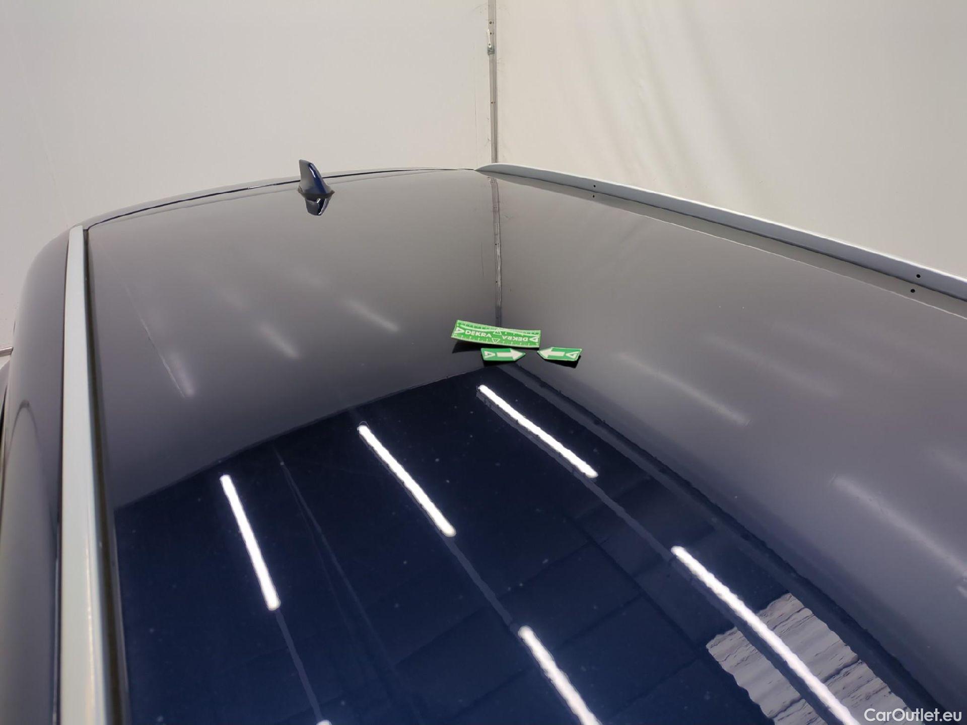  Renault  Kadjar RENAULT  5p Crossover Business Blue dCi 115 #18