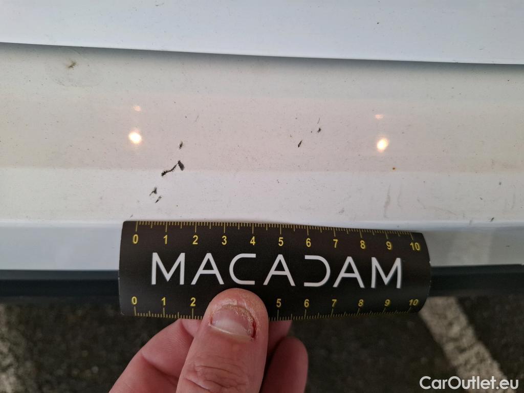  Toyota  Yaris TOYOTA  Hybride / 2019 / 5P / Berline Hybride 116h Dynamic Business Beyond Zer #17