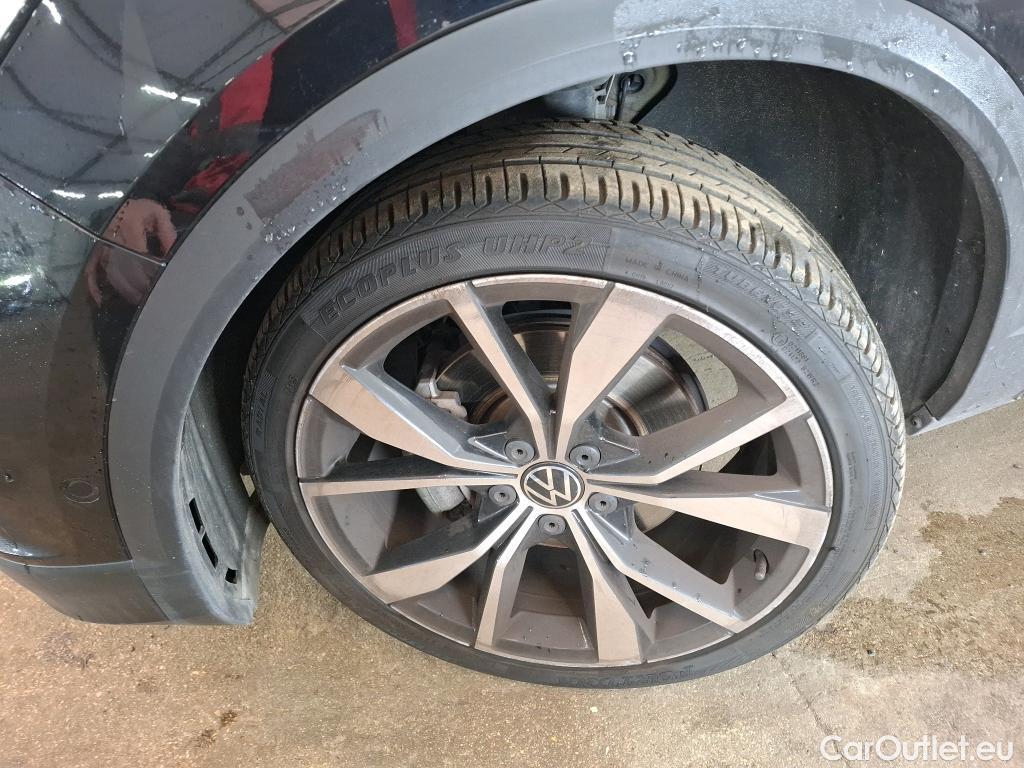  Volkswagen  T-ROC VOLKSWAGEN  / 2021 / 5P / SUV 1.5 TSI 150 EVO STYLE EXCLUSIVE DSG7 #11