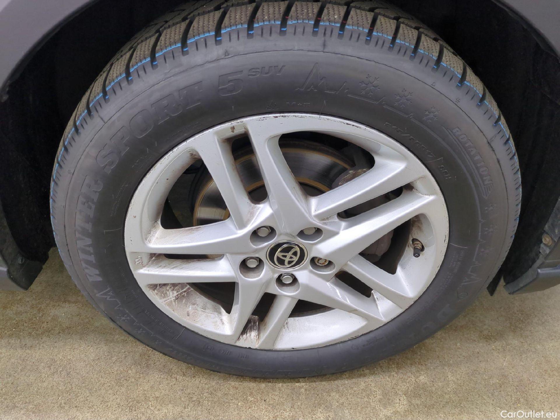  Toyota  C-HR TOYOTA  / 2016 / 5P / SUV 1.8 Hybride 122 Dynamic Business Beyond #5