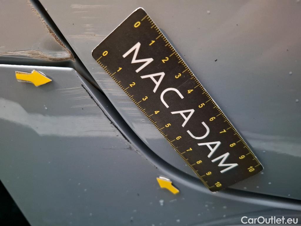  Toyota  Corolla TOYOTA  / 2018 / 5P / Berline Hybride 122h Dynamic Business Stage Acad #16