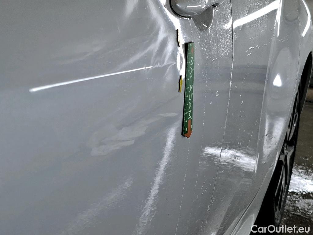  Toyota  Yaris TOYOTA  Hybride / 2019 / 5P / Berline Hybride 116h Collection #13