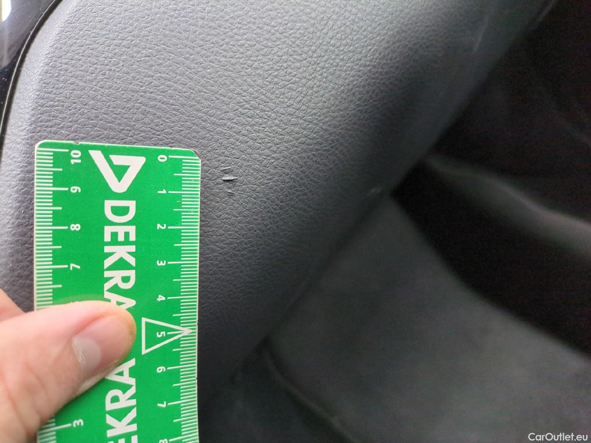  Toyota  C-HR TOYOTA  / 2016 / 5P / SUV 1.8 Hybride 122 Dynamic Business Beyond #2