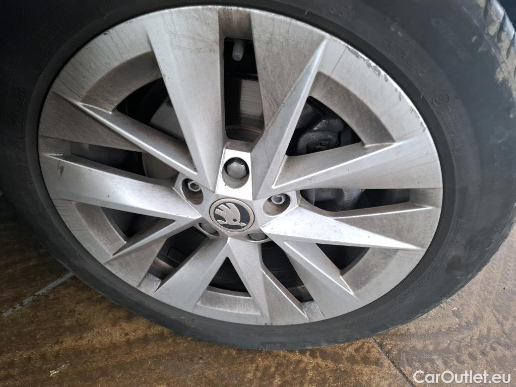  Skoda  Octavia  Break Style 2.0 TDI 150CV BVA7 E6d #24