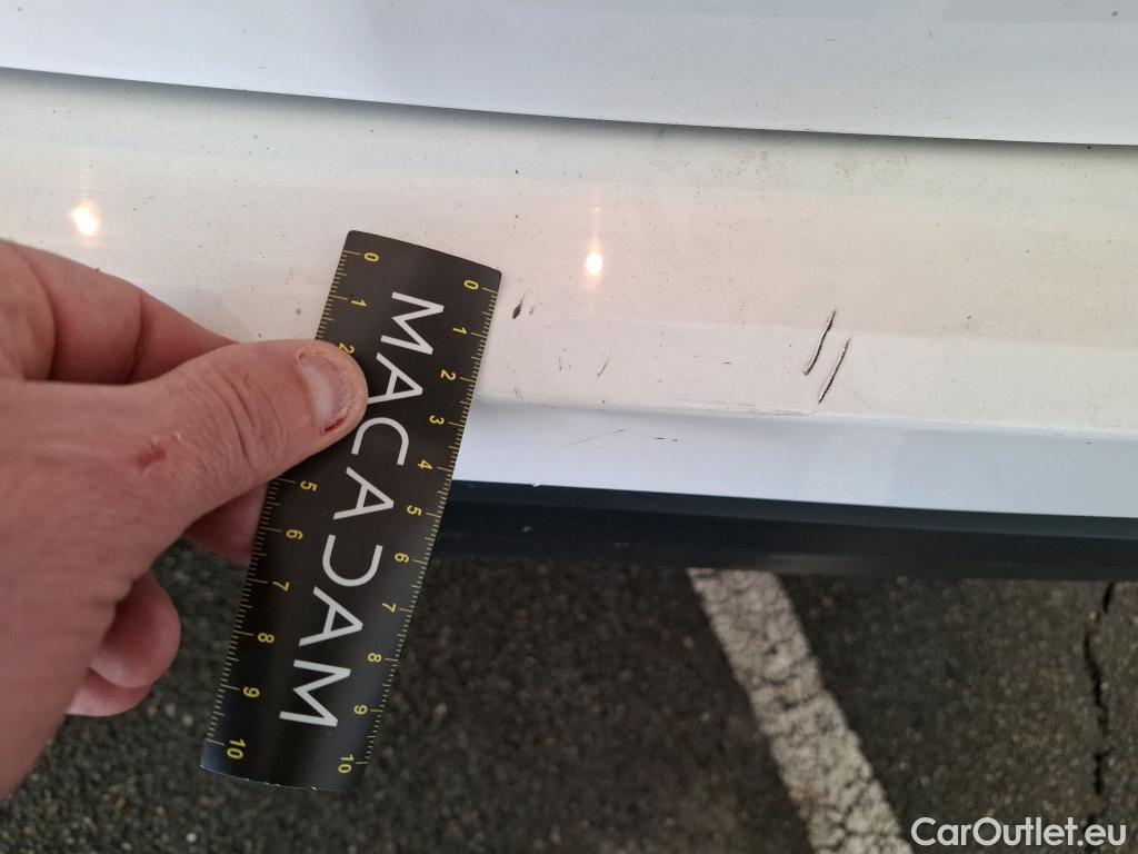  Toyota  Yaris TOYOTA  Hybride / 2019 / 5P / Berline Hybride 116h Dynamic Business Beyond Zer #20