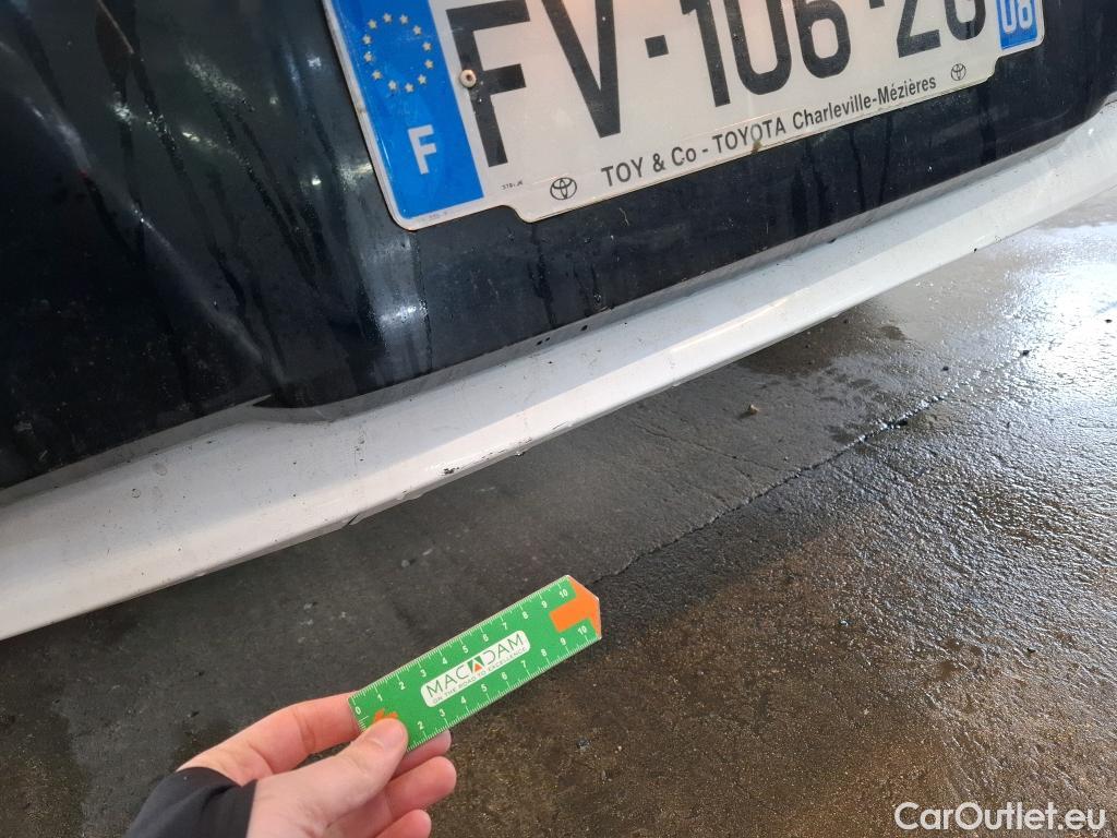  Toyota  Corolla TOYOTA  / 2018 / 5P / Berline Hybride 122h Active #5