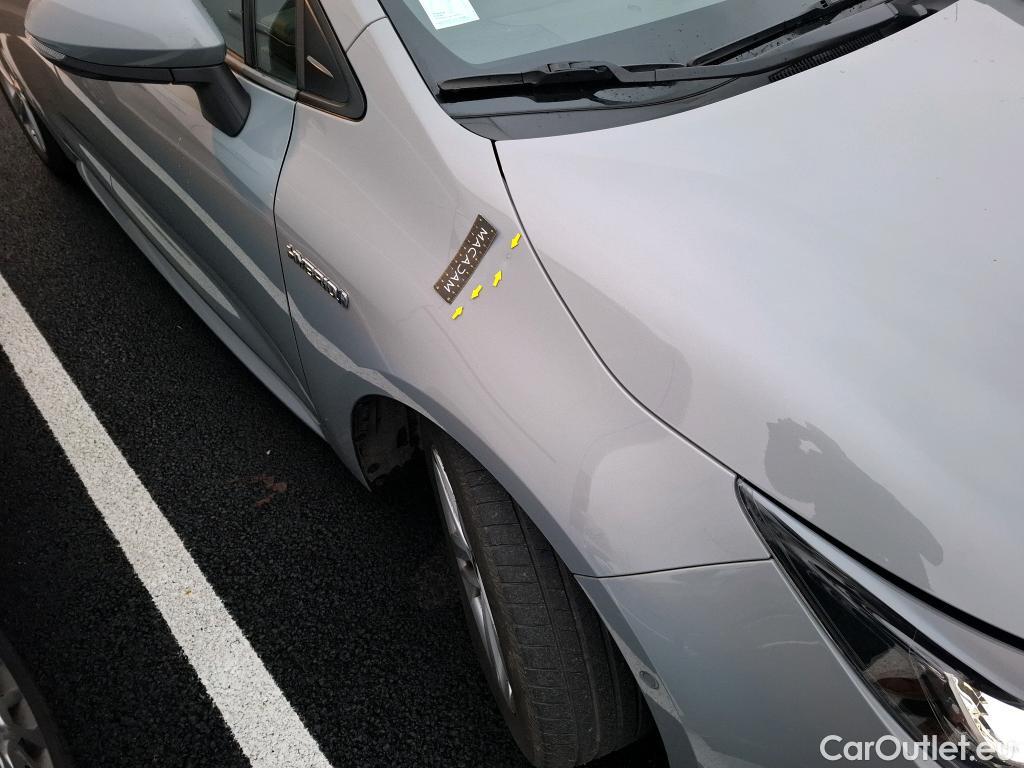  Toyota  Corolla TOYOTA  / 2018 / 5P / Berline Hybride 122h Dynamic Business Stage Acad #17