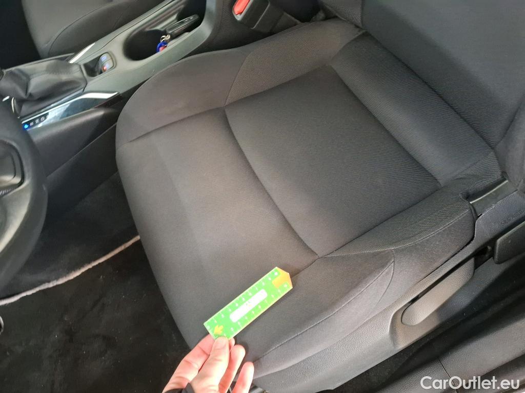  Toyota  Corolla TOYOTA  / 2018 / 5P / Berline Hybride 122h Active #10