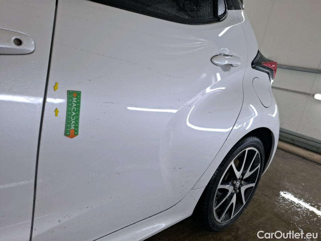  Toyota  Yaris TOYOTA  Hybride / 2019 / 5P / Berline Hybride 116h Collection #14