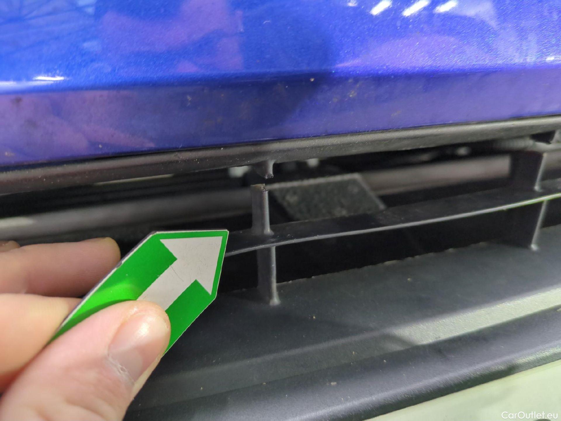  Toyota  C-HR TOYOTA  / 2016 / 5P / SUV 1.8 Hybride 122 Dynamic Business Beyond #18