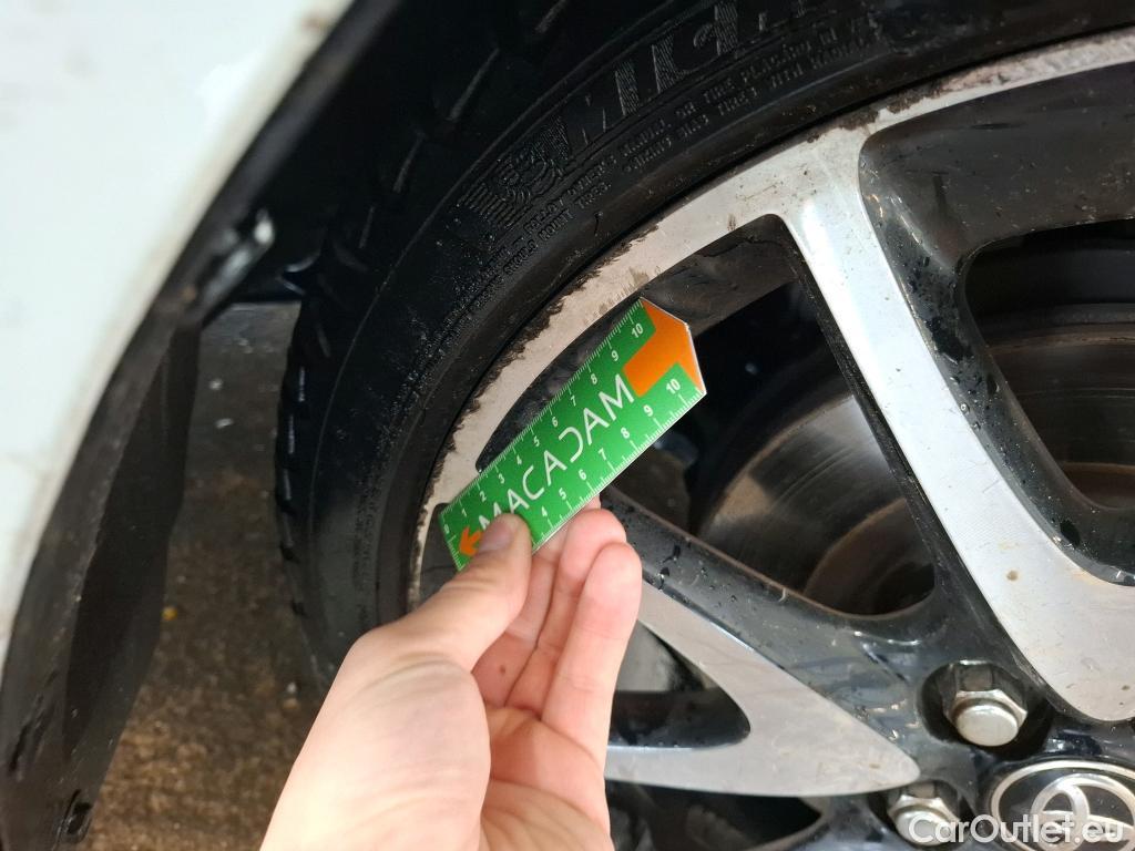  Toyota  Yaris TOYOTA  Hybride / 2019 / 5P / Berline Hybride 116h Collection #11