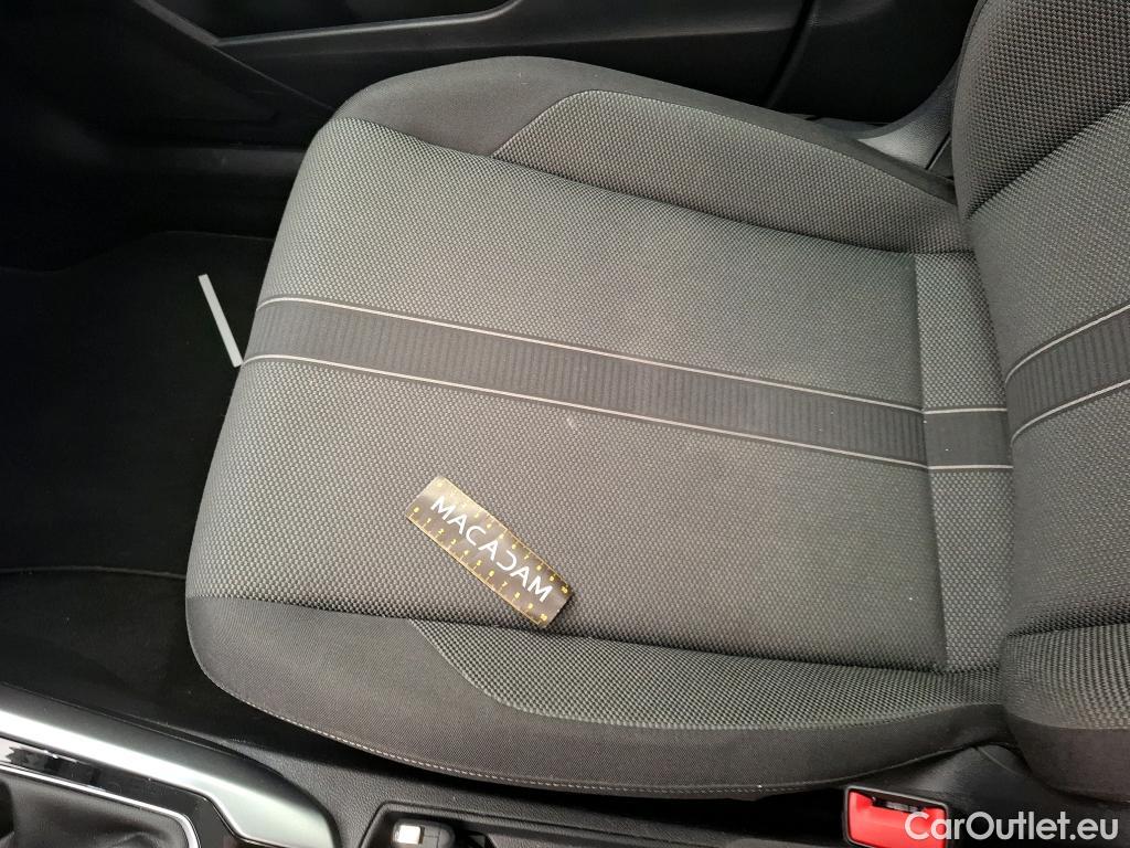  Volkswagen  T-ROC VOLKSWAGEN  / 2021 / 5P / SUV 1.5 TSI 150 EVO LIFE BUSINESS DSG7 #8