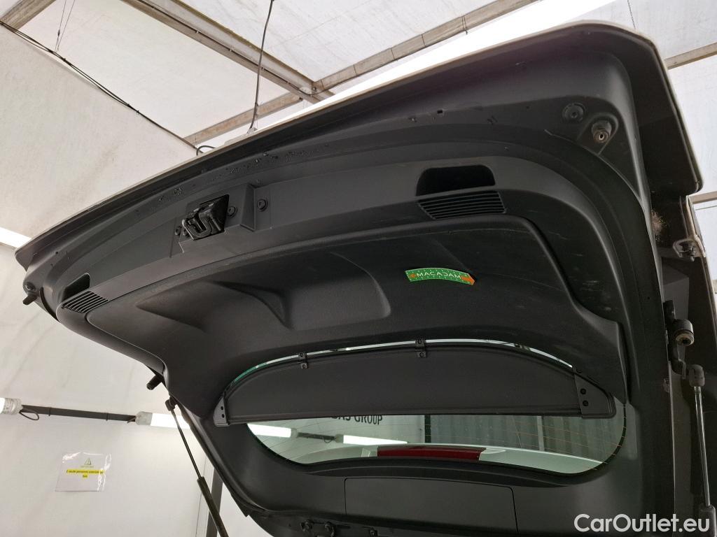  Toyota  Corolla TOYOTA  Touring Sports / 2018 / 5P / Break Hybride 184h Design #17