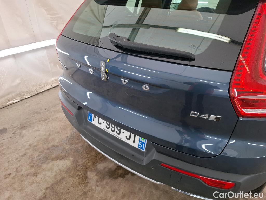  Volvo  XC 40 XC40 Inscription AWD 2.0 D4 190CV BVA8 E6dT #2