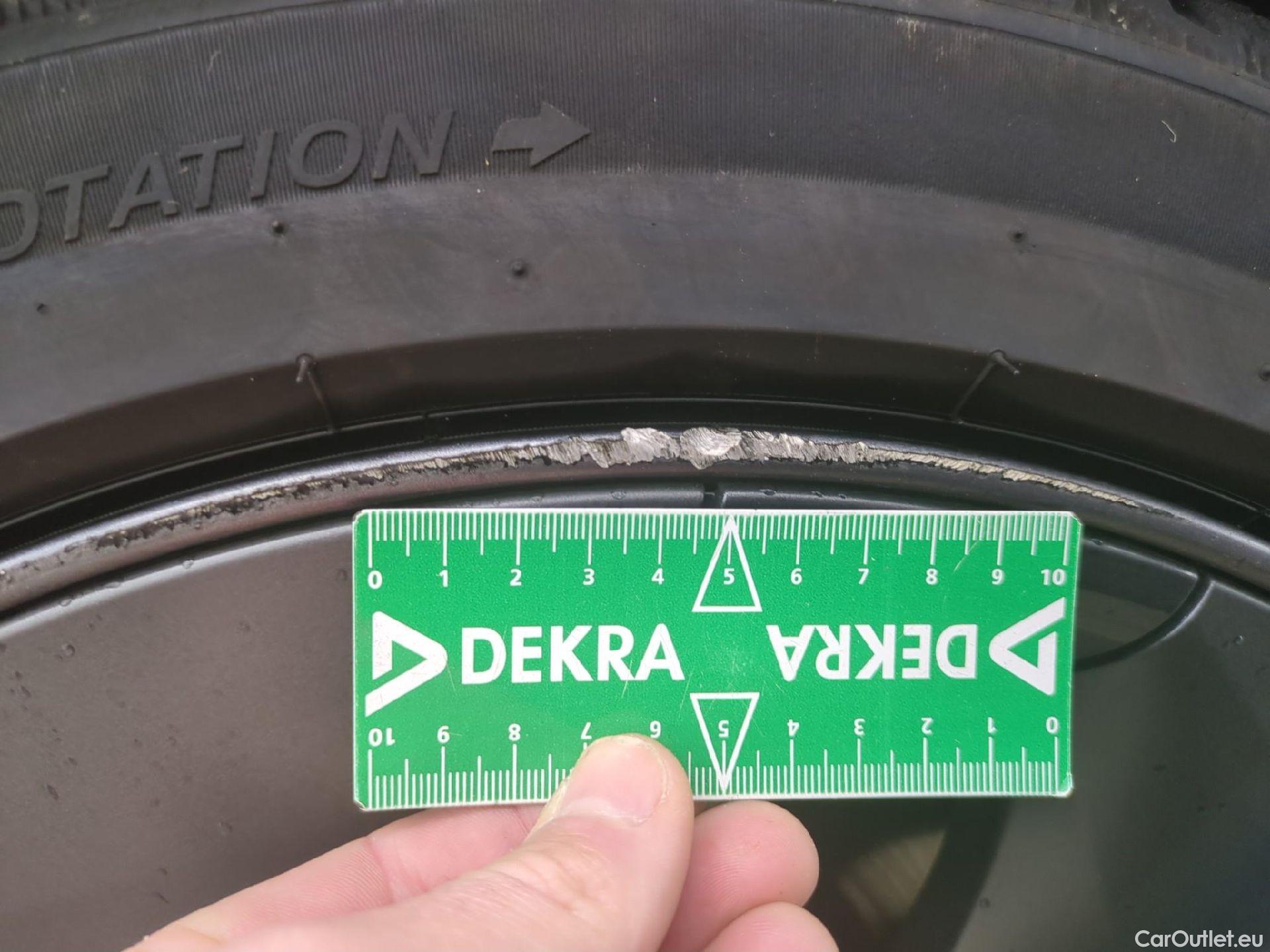  Tesla  Model 3 TESLA  / 2018 / 4P / Berline Grande Autonomie Dual Motor AWD #18