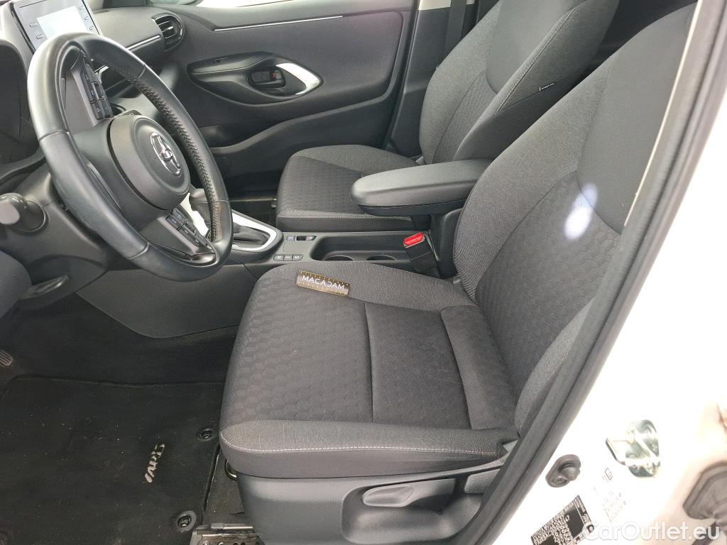  Toyota  Yaris TOYOTA  Hybride / 2019 / 5P / Berline Hybride 116h Dynamic Business Beyond Zer #10