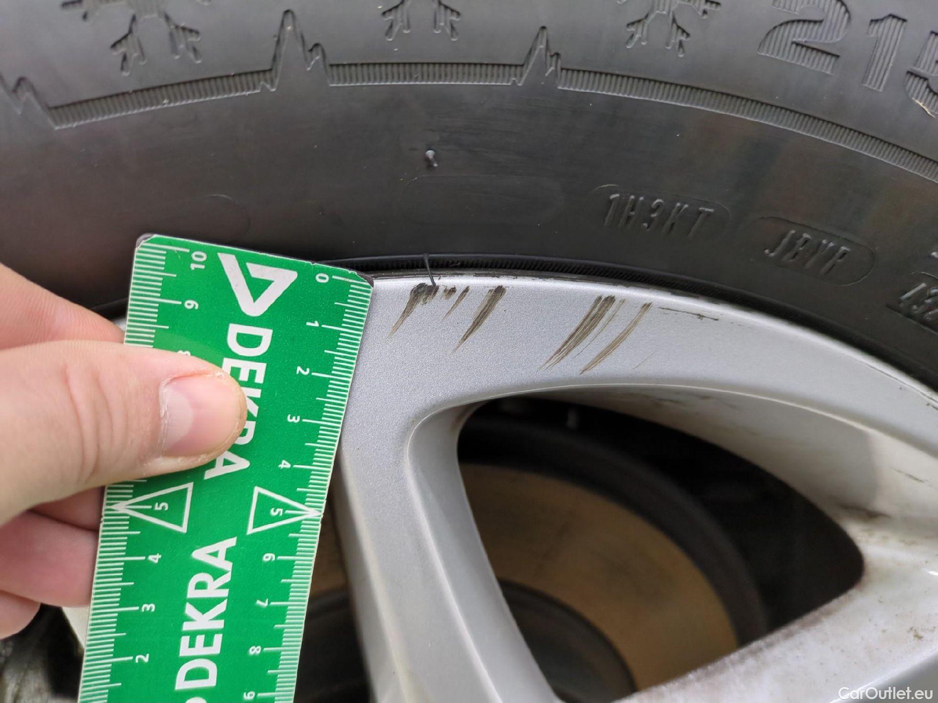  Toyota  C-HR TOYOTA  / 2016 / 5P / SUV 1.8 Hybride 122 Dynamic Business Beyond #10