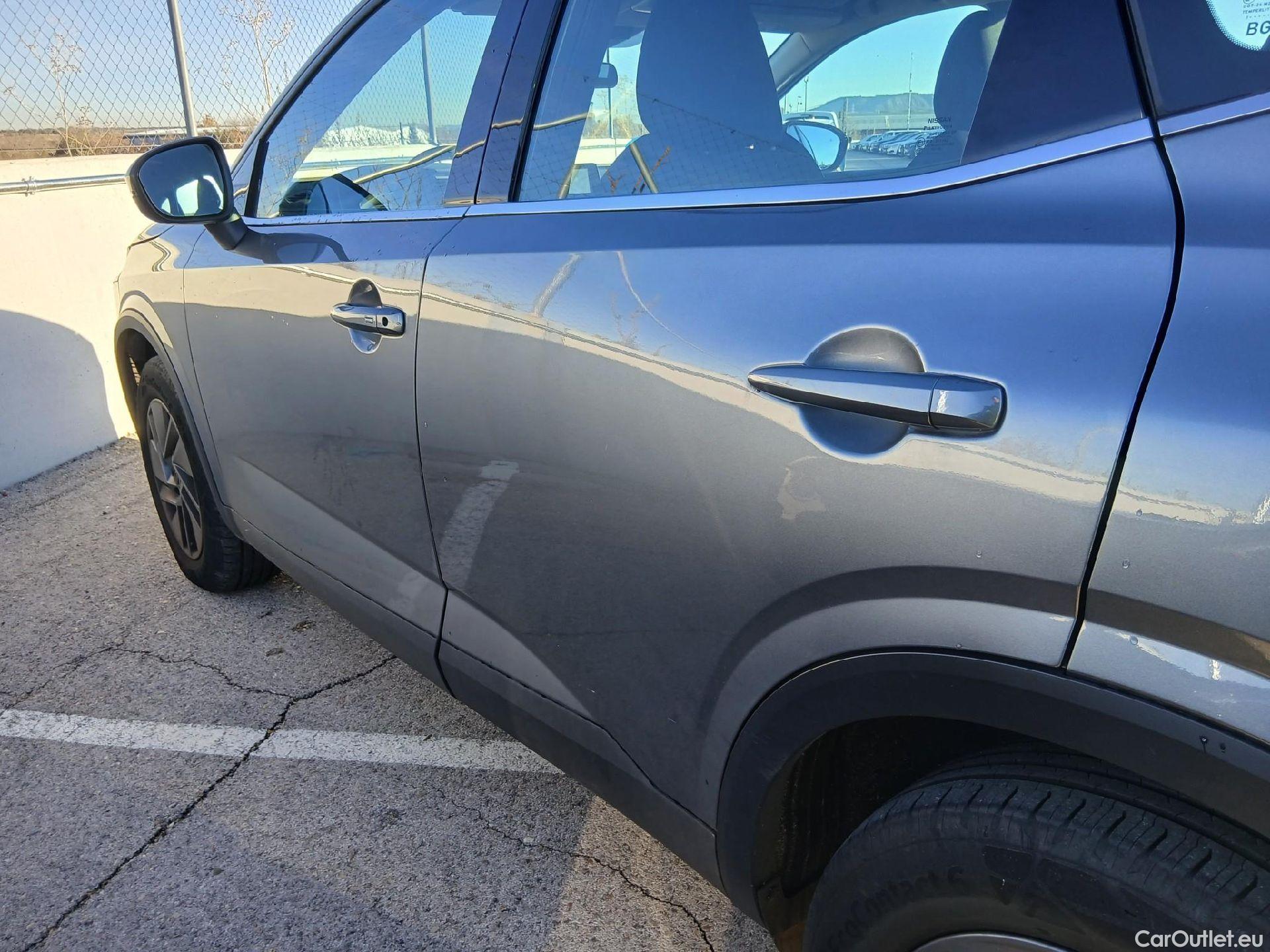  Nissan  Qashqai NISSAN  / 2021 / 5P / todoterreno DIG-T 116kW (158CV) mHEV Xtronic Acenta (AC) #15