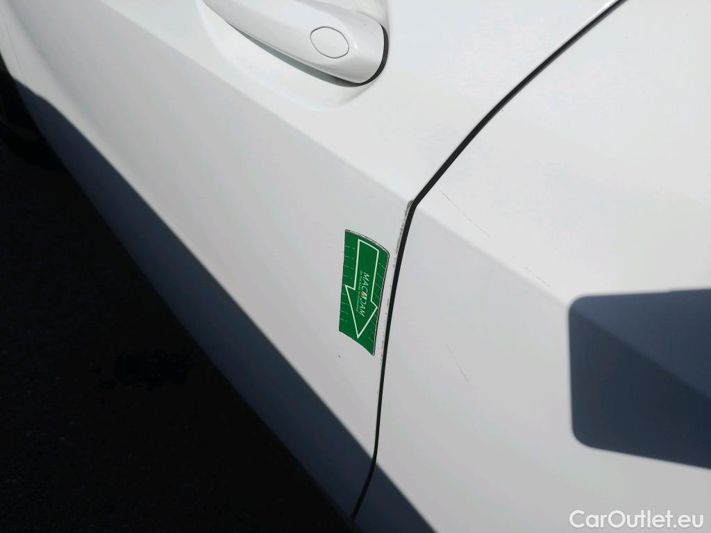  Bmw  Serie 1 BMW  / 2019 / 5P / berlina con portón 116d #2