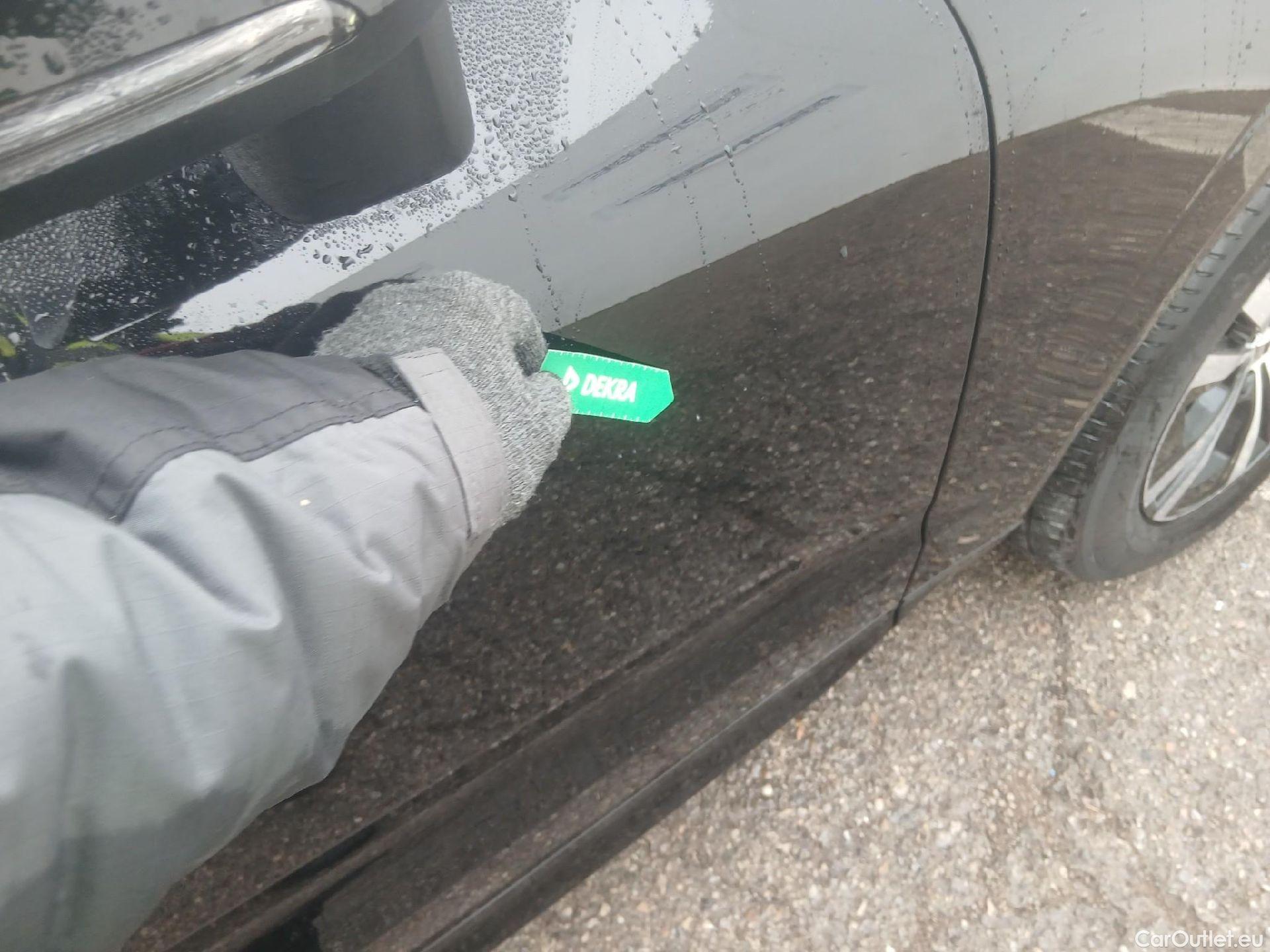  Volvo  XC60 VOLVO  / 2017 / 5P / todoterreno 2.0 B4 D Momentum Pro Auto #10