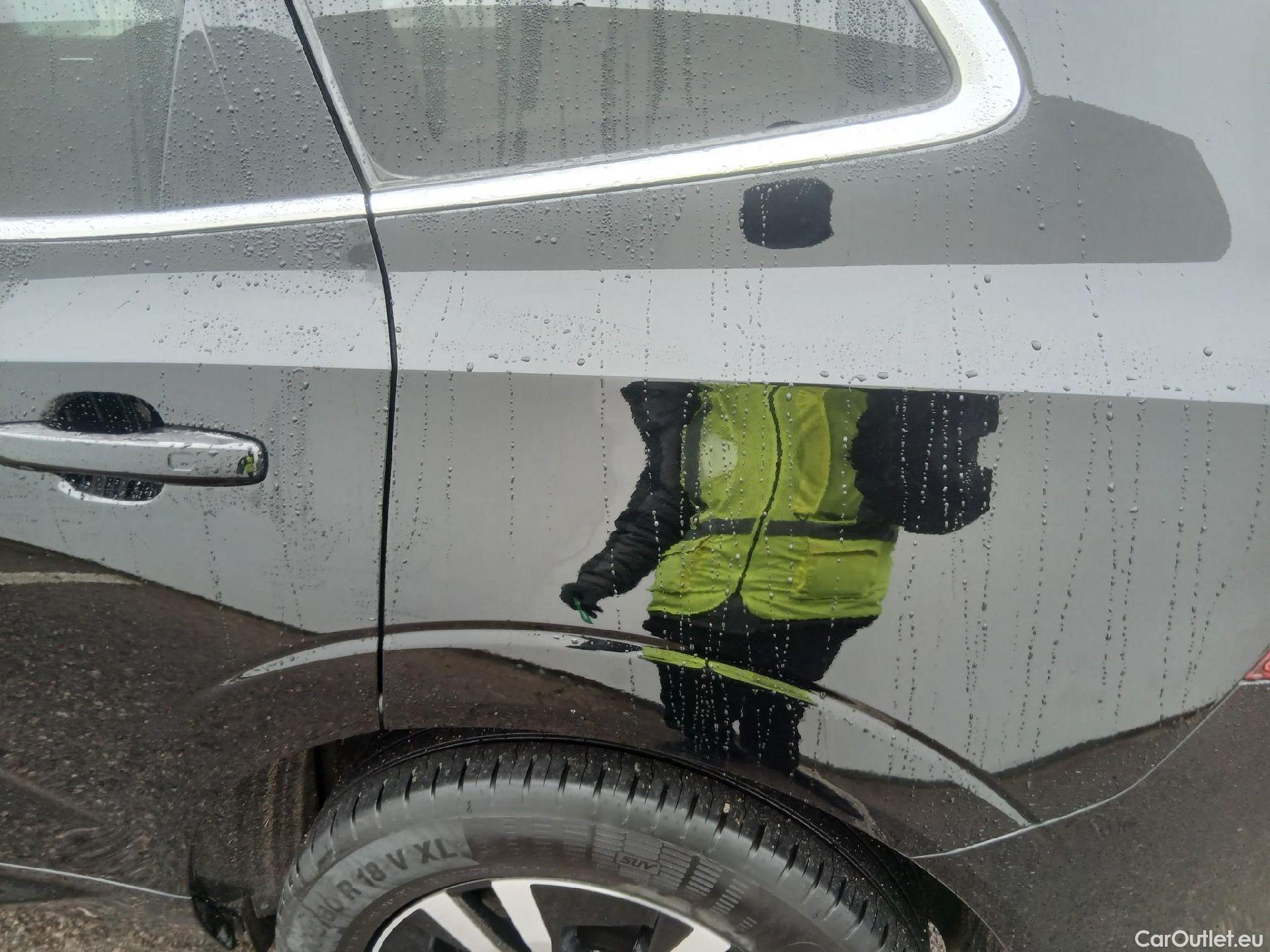  Volvo  XC60 VOLVO  / 2017 / 5P / todoterreno 2.0 B4 D Momentum Pro Auto #11