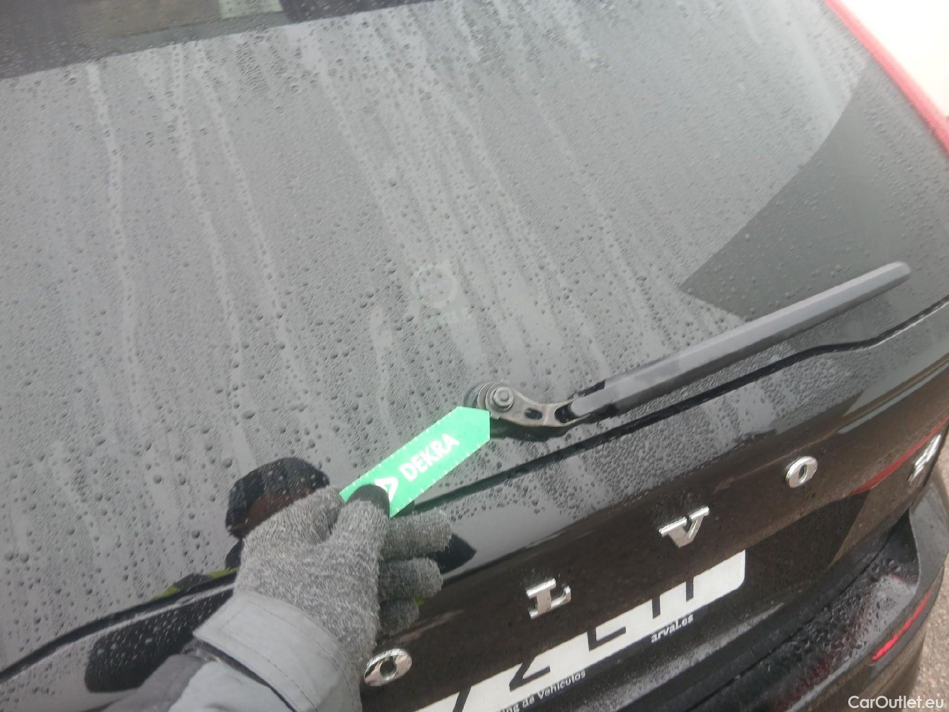  Volvo  XC60 VOLVO  / 2017 / 5P / todoterreno 2.0 B4 D Momentum Pro Auto #3