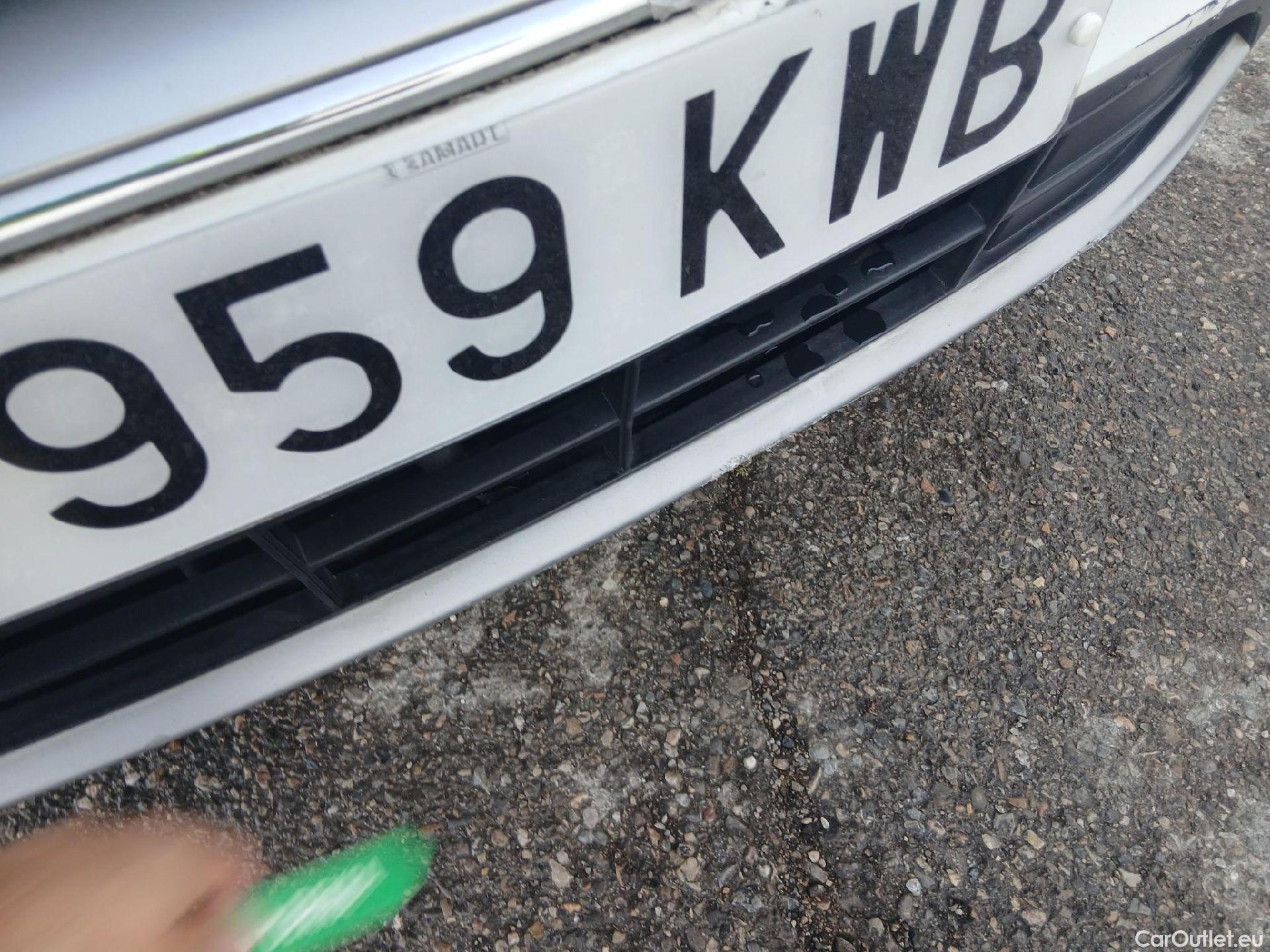  Ford  Kuga FORD  / 2016 / 5P / todoterreno 1.5 EcoBoost 88kW 4x2 Trend+ (CX) #5