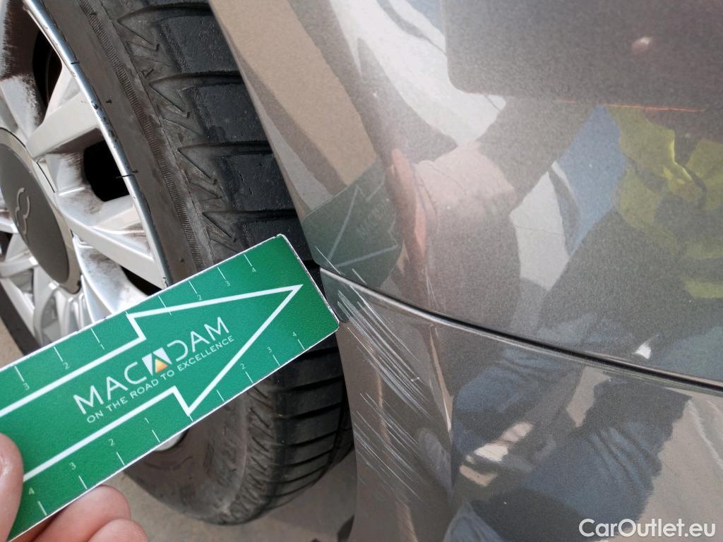  Fiat  500 FIAT  / 2015 / 3P / berlina con portón Lounge 1.2 8v 51KW (69 CV) (AC) #26