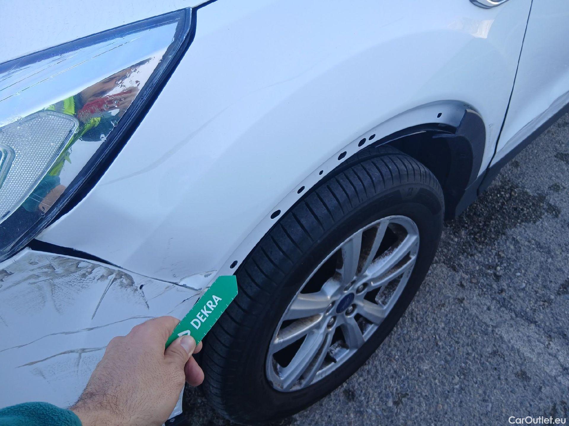  Ford  Kuga FORD  / 2016 / 5P / todoterreno 1.5 EcoBoost 88kW 4x2 Trend+ (CX) #10