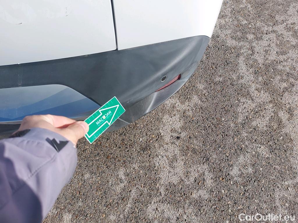  Peugeot  2008 PEUGEOT  / 2019 / 5P / todoterreno Allure BlueHDI 81kW (110CV) #10