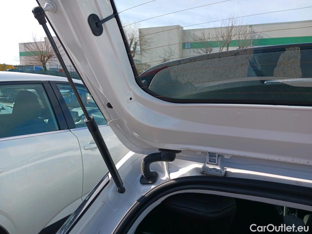  Opel  Corsa OPEL  1.2T XHL 74kW (100CV) Elegance #21