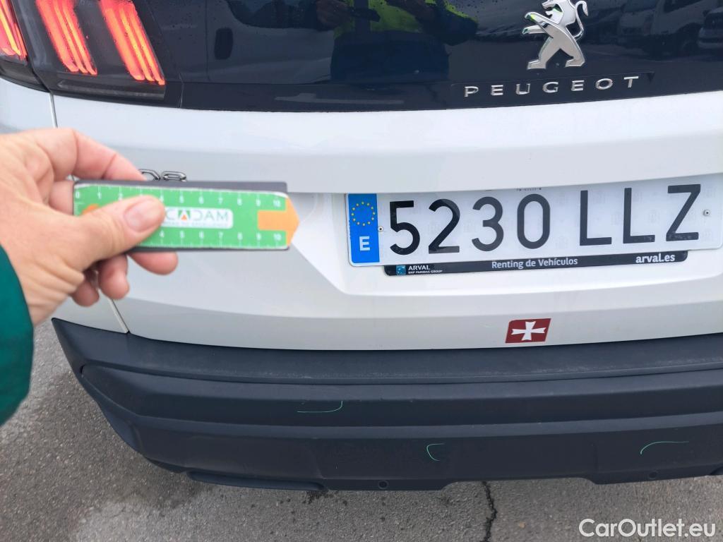  Peugeot  3008 PEUGEOT  / 2020 / 5P / todoterreno 1.5 BlueHDi 96kW (130CV) S&S Active Pack #19