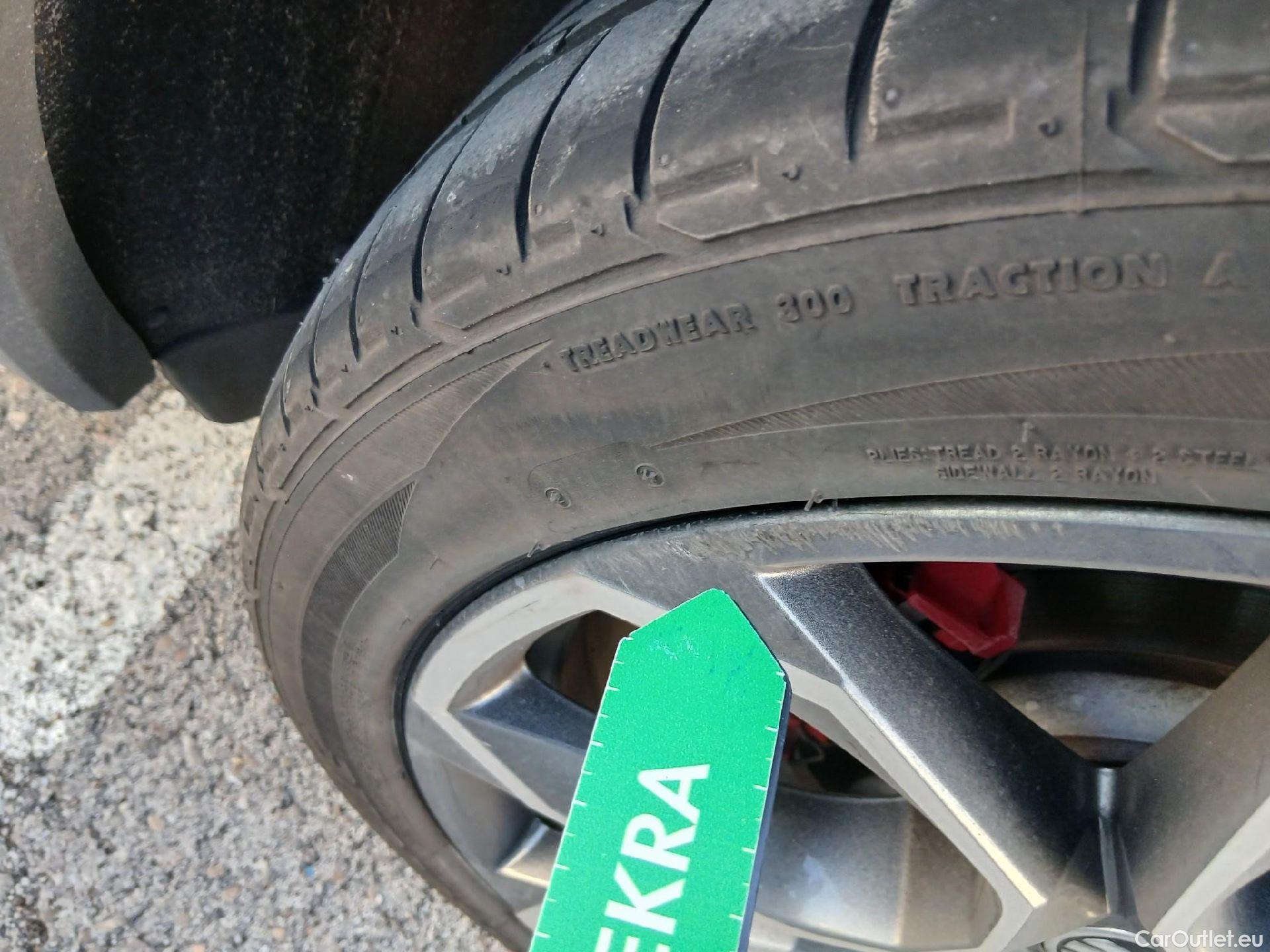  Skoda  Kodiaq SKODA  / 2016 / 5P / todoterreno 2.0 TDI 176KW (240cv) DSG 4x4 RS #4