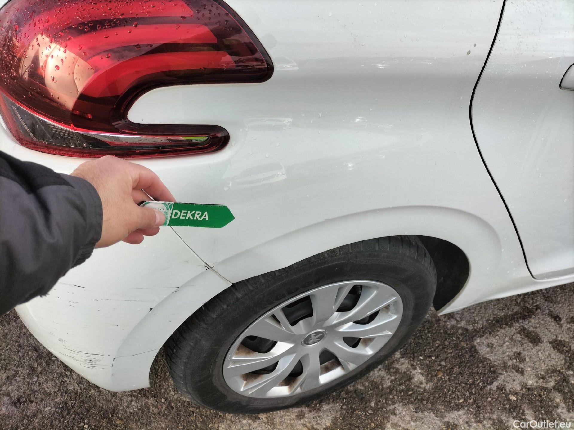  Peugeot  208 PEUGEOT  / 2015 / 5P / berlina con portón 5P ACTIVE BlueHDi 73kW (100CV) #36