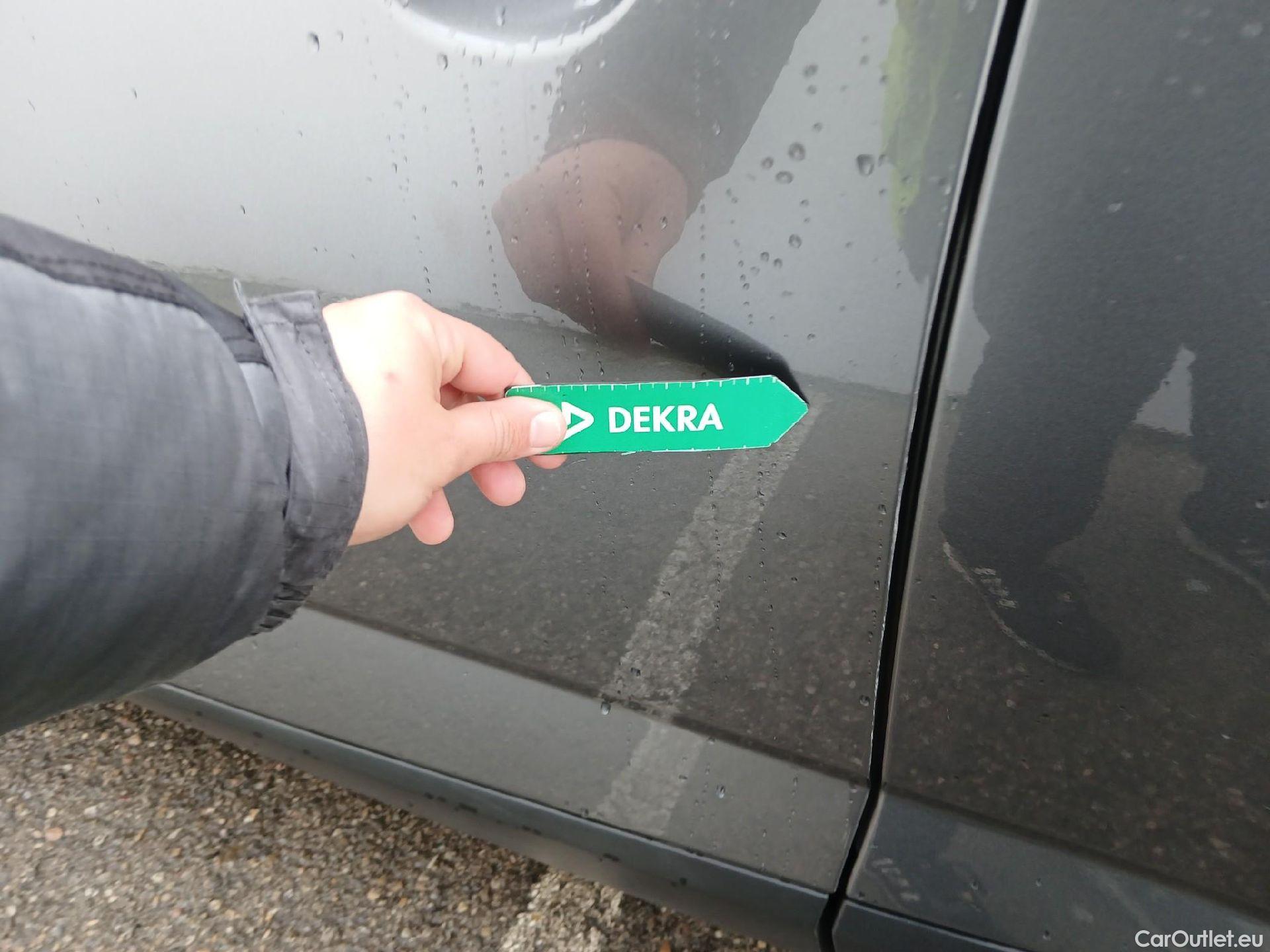  Nissan  Qashqai NISSAN  / 2021 / 5P / todoterreno DIG-T 116kW (158CV) mHEV Xtronic Acenta (AC) #12