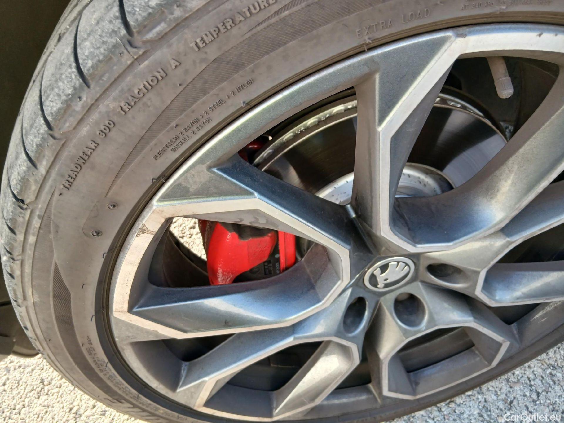  Skoda  Kodiaq SKODA  / 2016 / 5P / todoterreno 2.0 TDI 176KW (240cv) DSG 4x4 RS #2