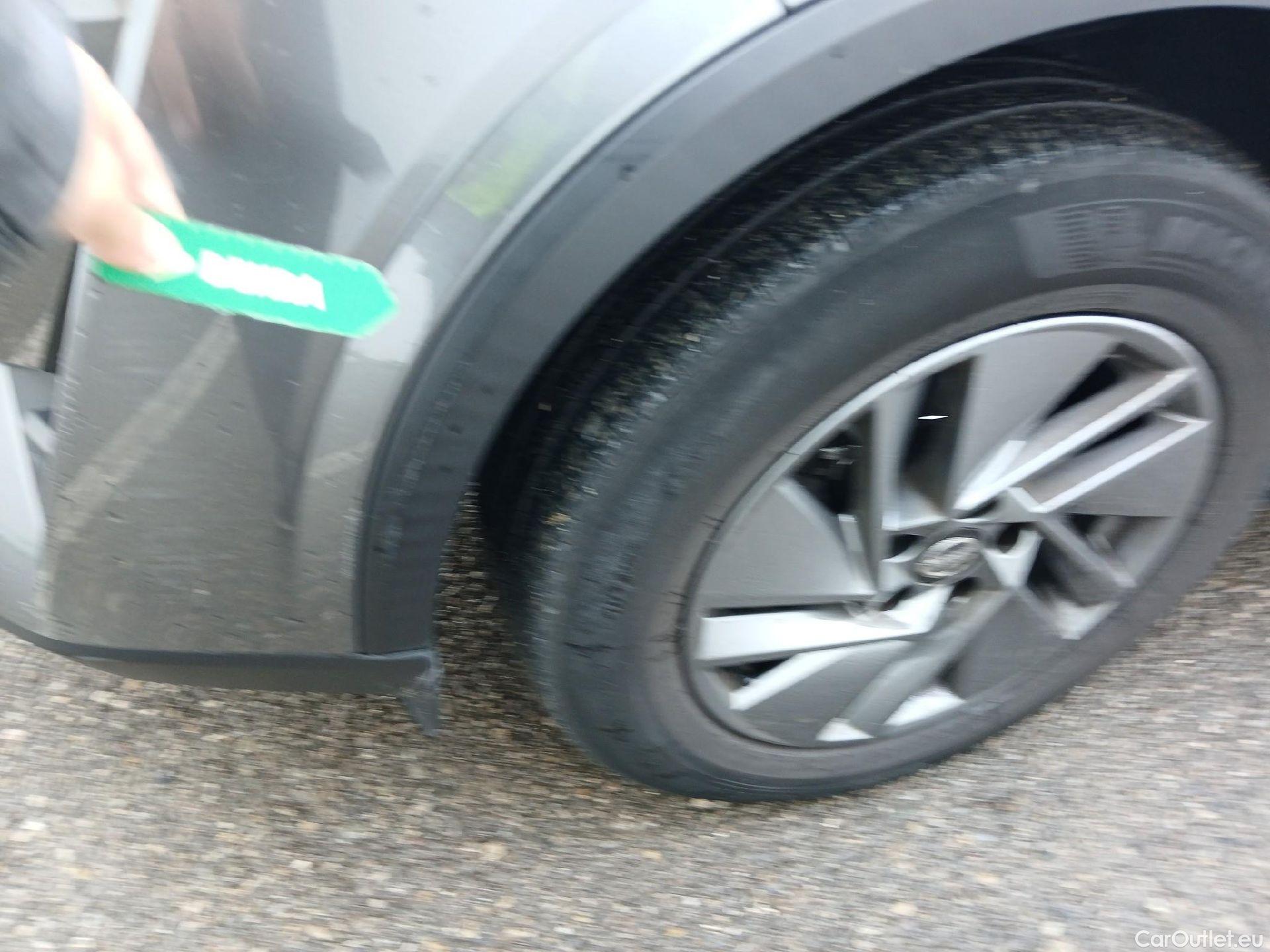  Nissan  Qashqai NISSAN  / 2021 / 5P / todoterreno DIG-T 116kW (158CV) mHEV Xtronic Acenta (AC) #10