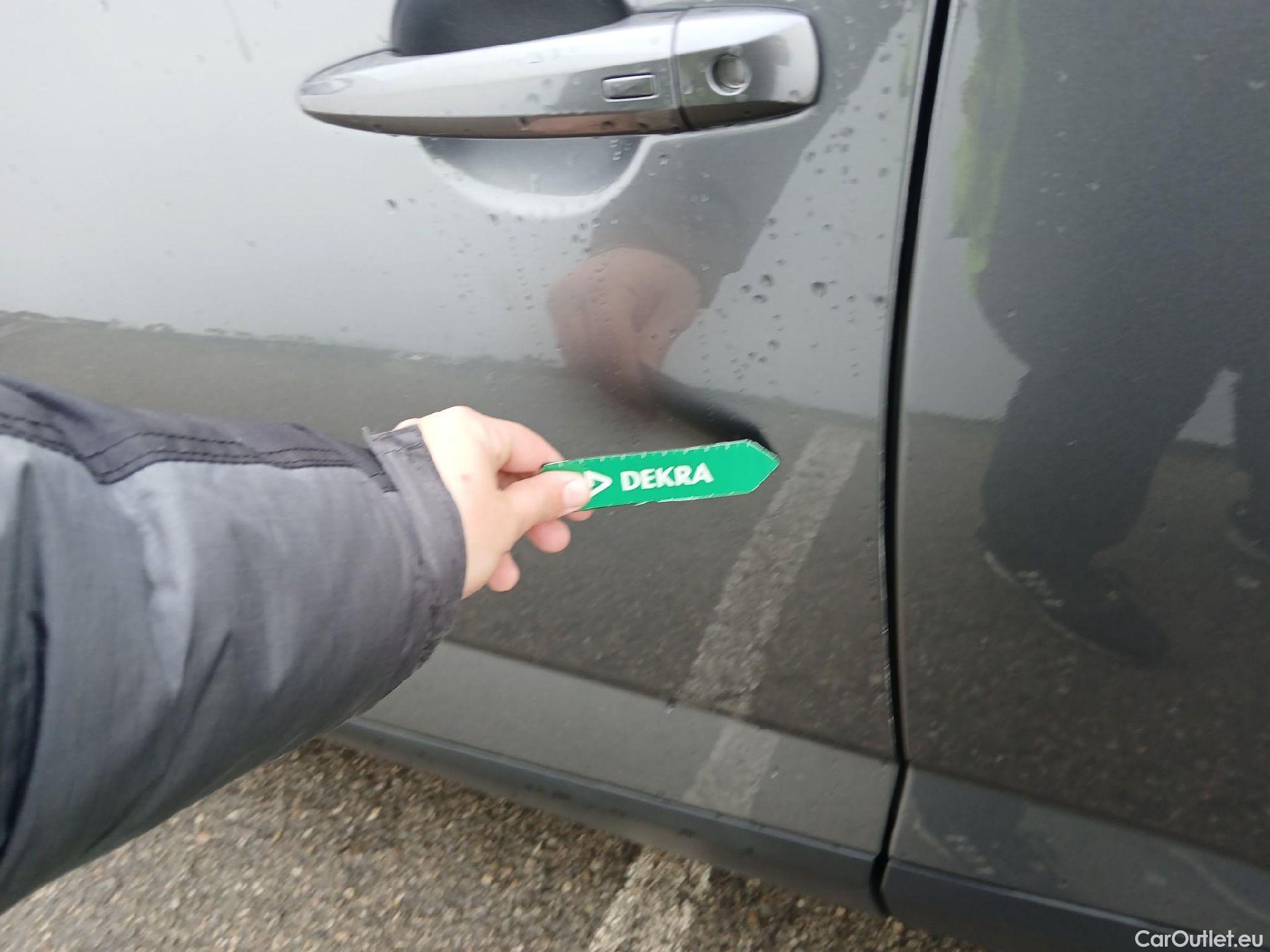  Nissan  Qashqai NISSAN  / 2021 / 5P / todoterreno DIG-T 116kW (158CV) mHEV Xtronic Acenta (AC) #11