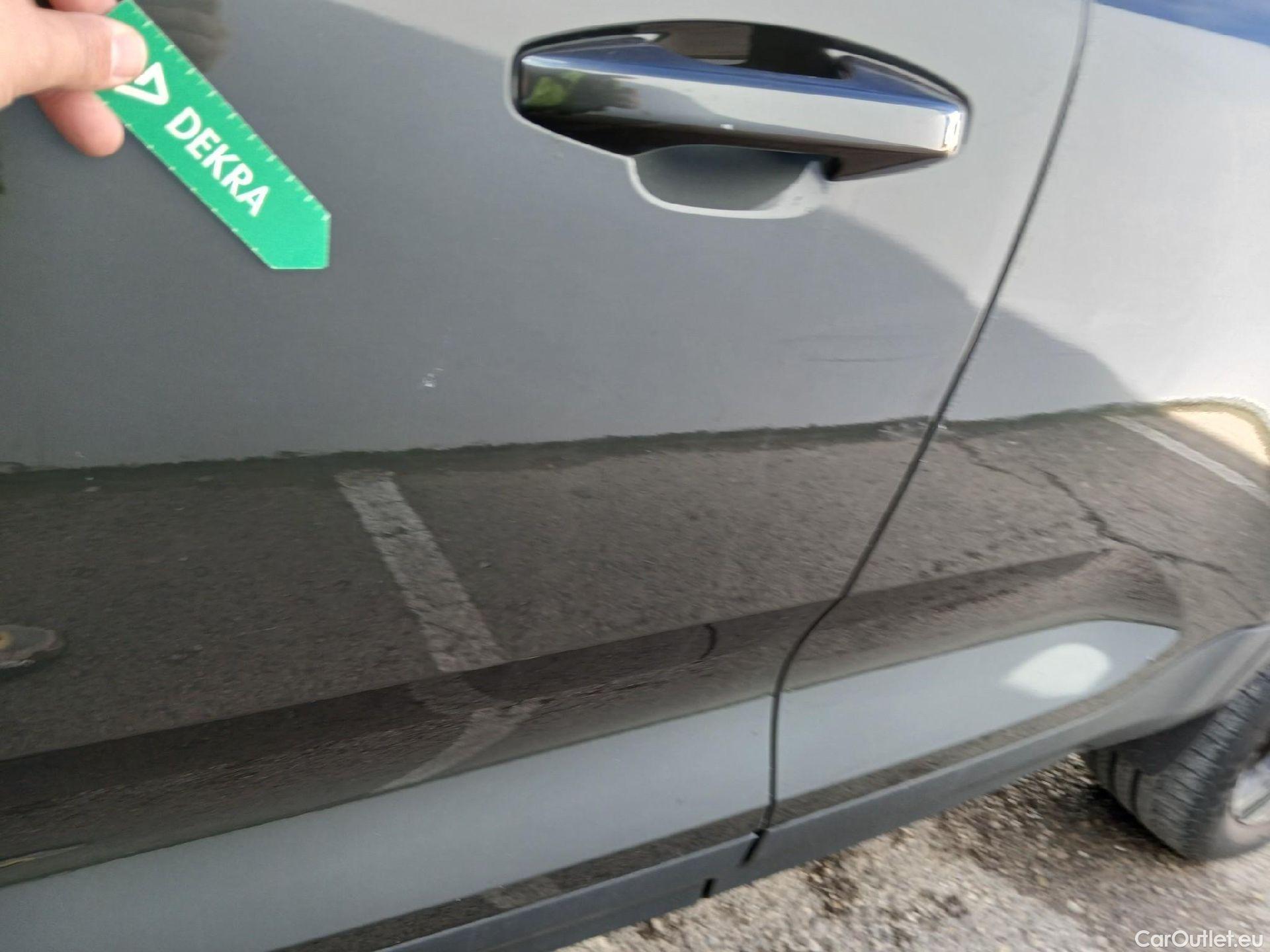  Volvo  XC 40 VOLVO XC40 / 2017 / 5P / todoterreno 2.0 D3 Inscription Auto #11